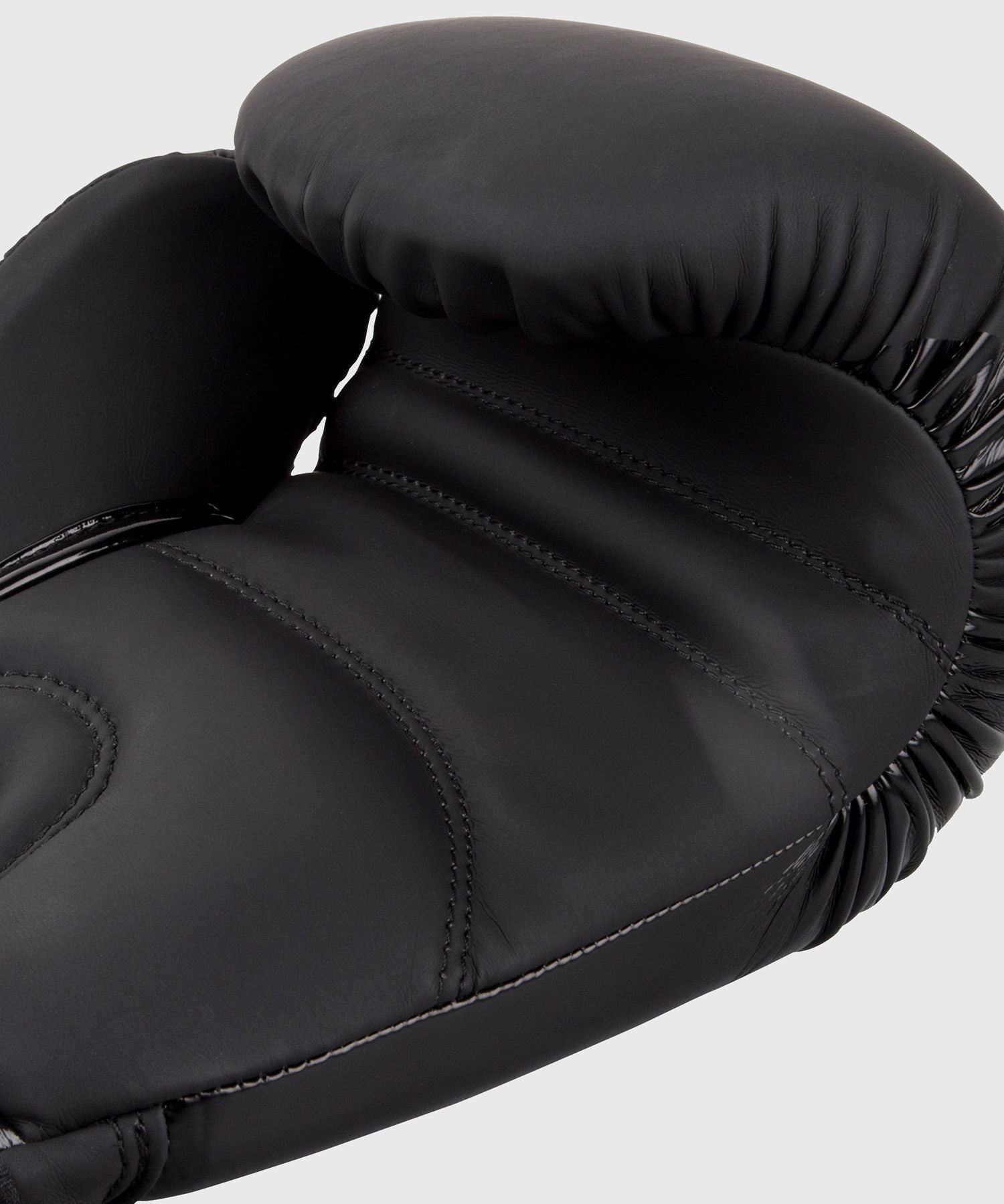 Venum Boxing Gloves Contender 2.0 - Black/Grey