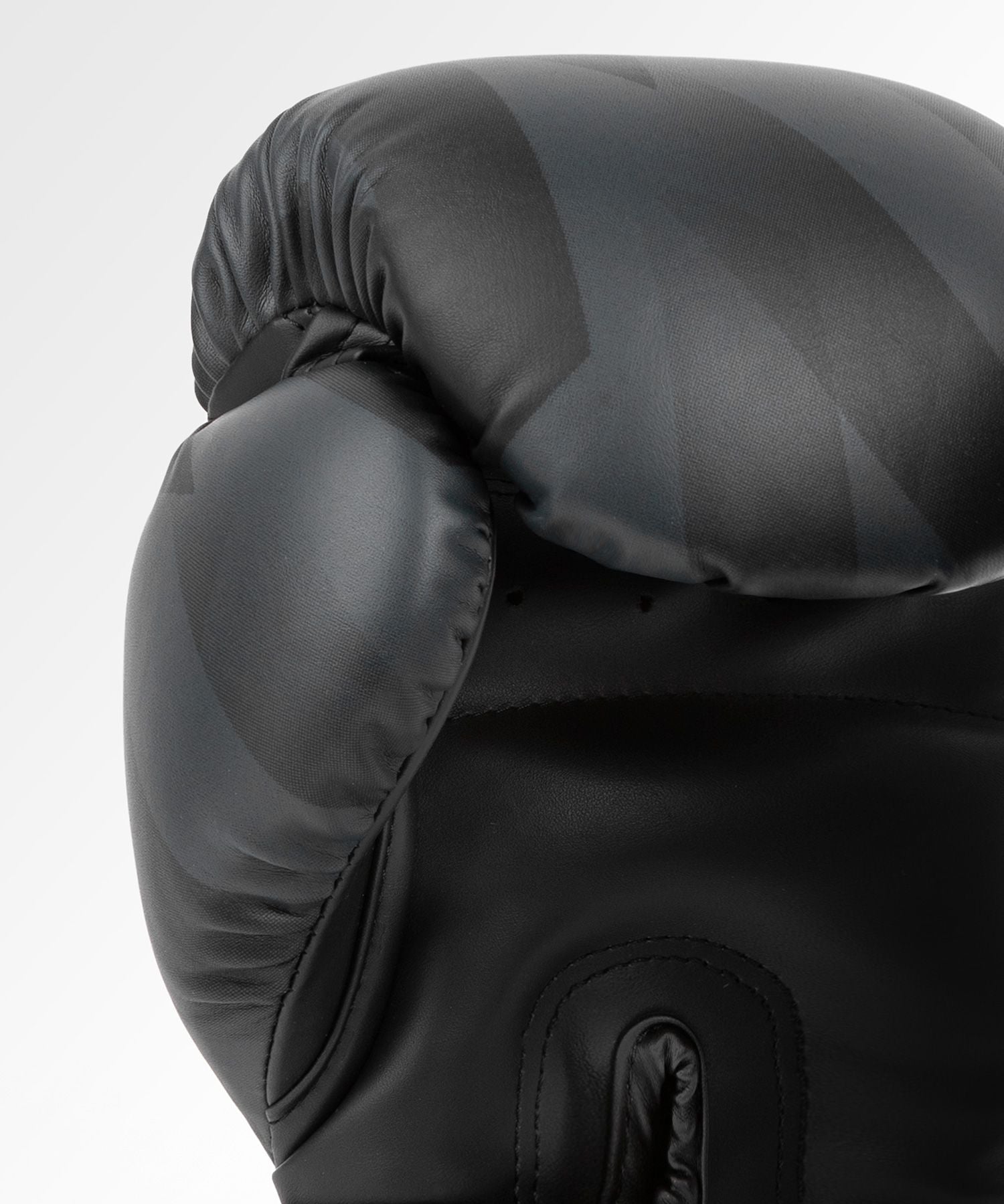 Venum Razor Boxing Gloves - Black