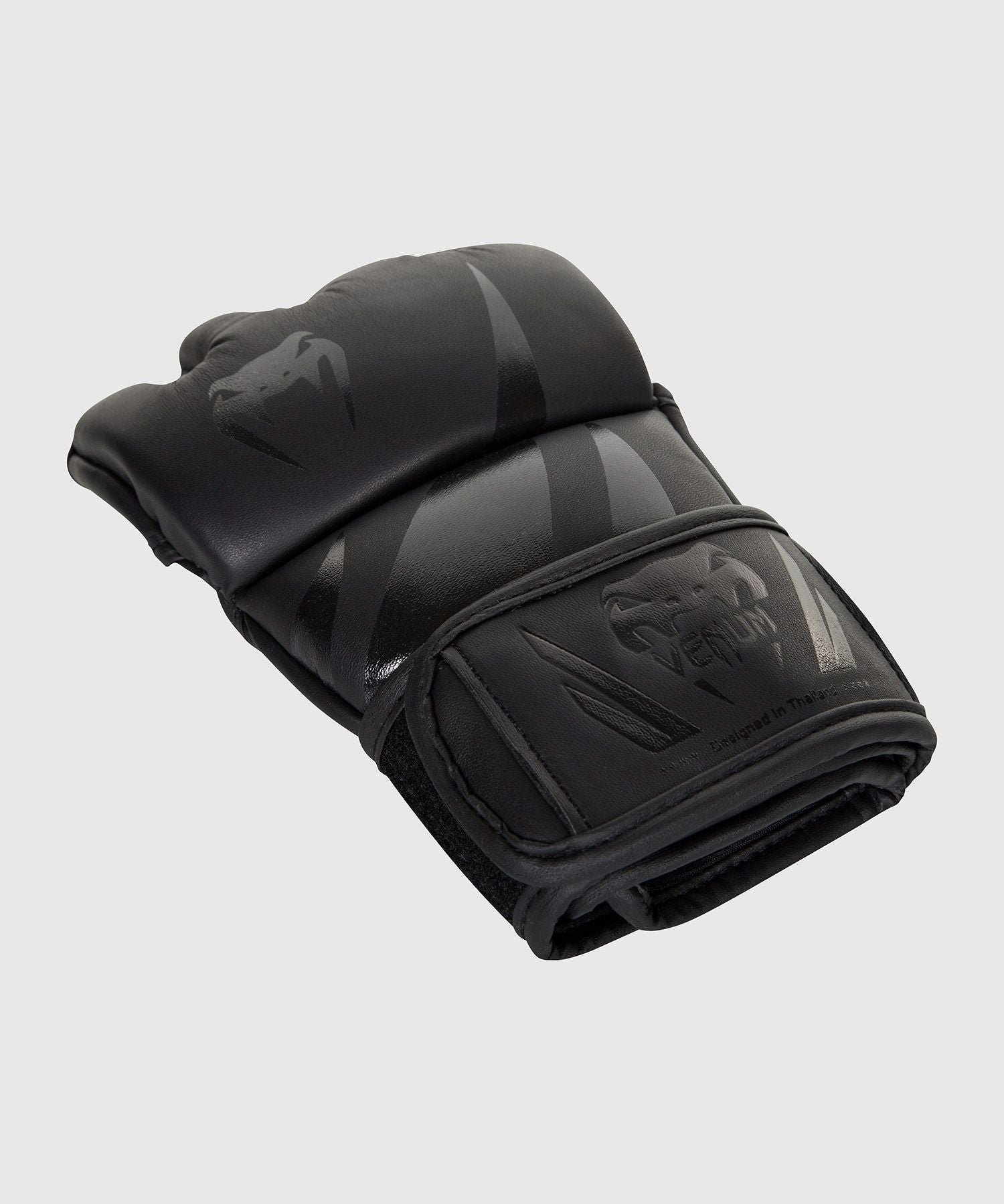 Venum MMA Gloves Challenger Black - 4oz - Budo Online