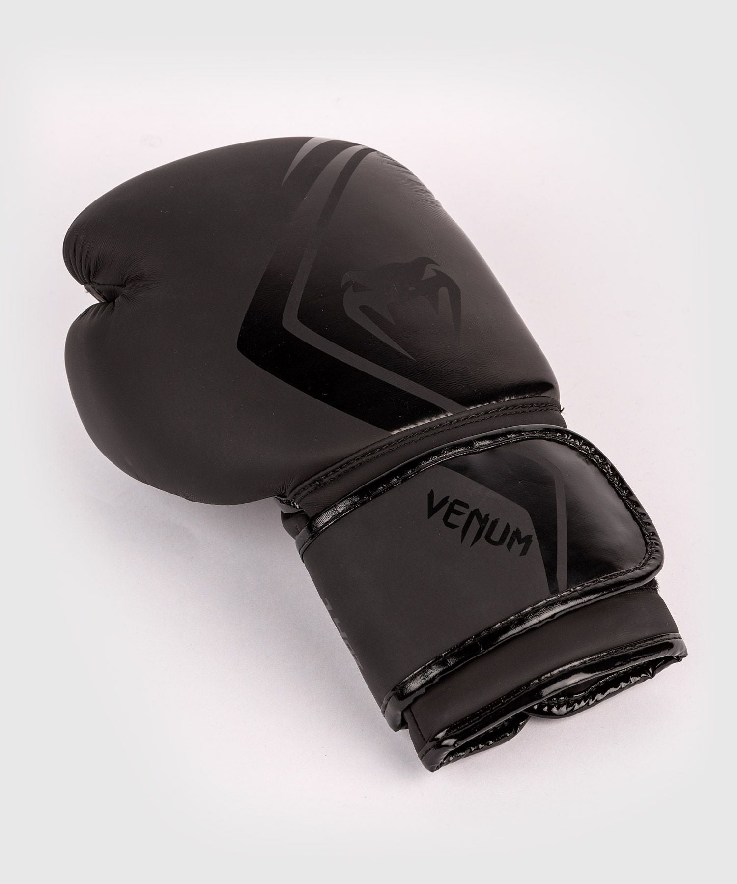 Venum Contender 2.0 Pair of Boxing Gloves - Black - Budo Online