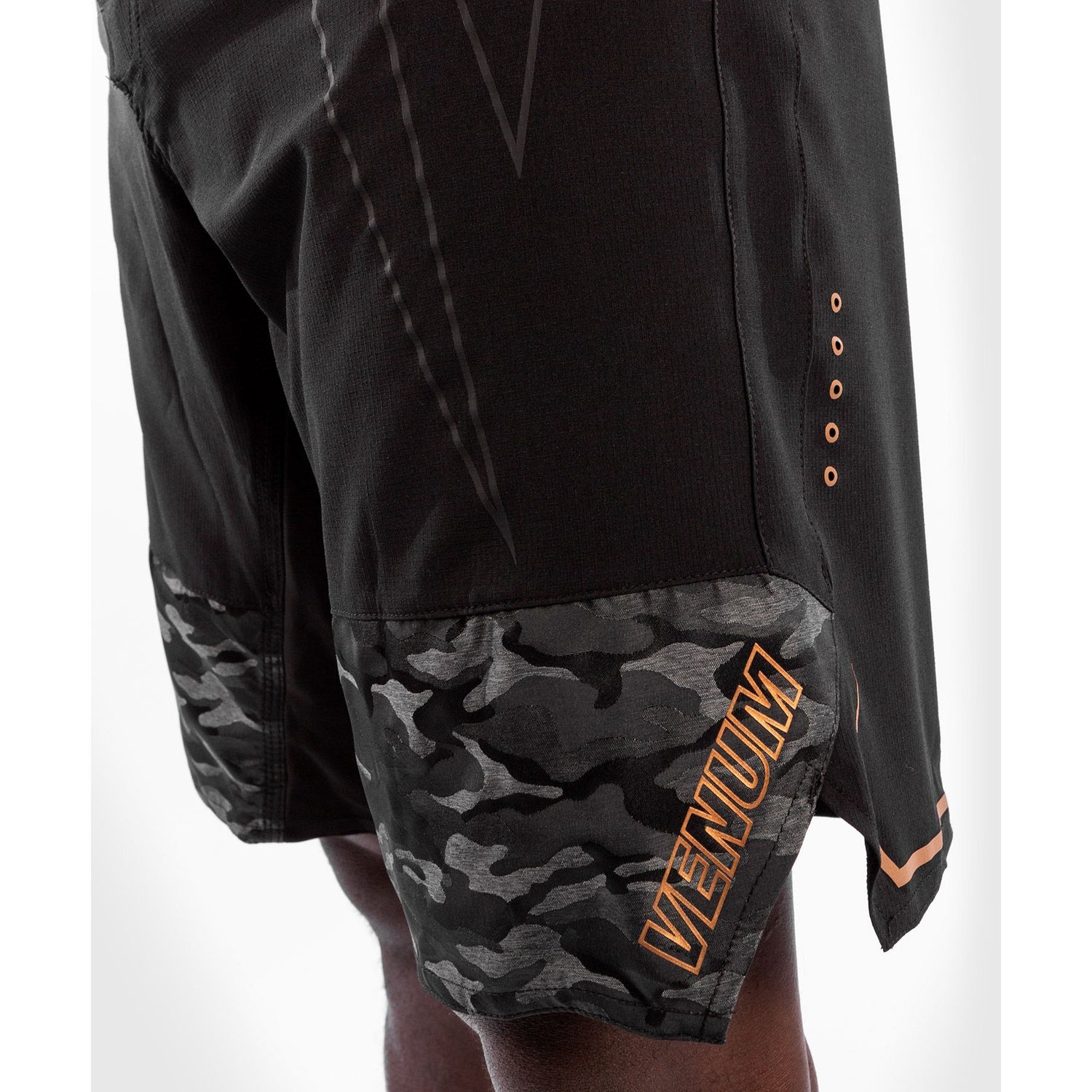 Venum MMA Shorts Light 4.0 Black & Bronze - Budo Online
