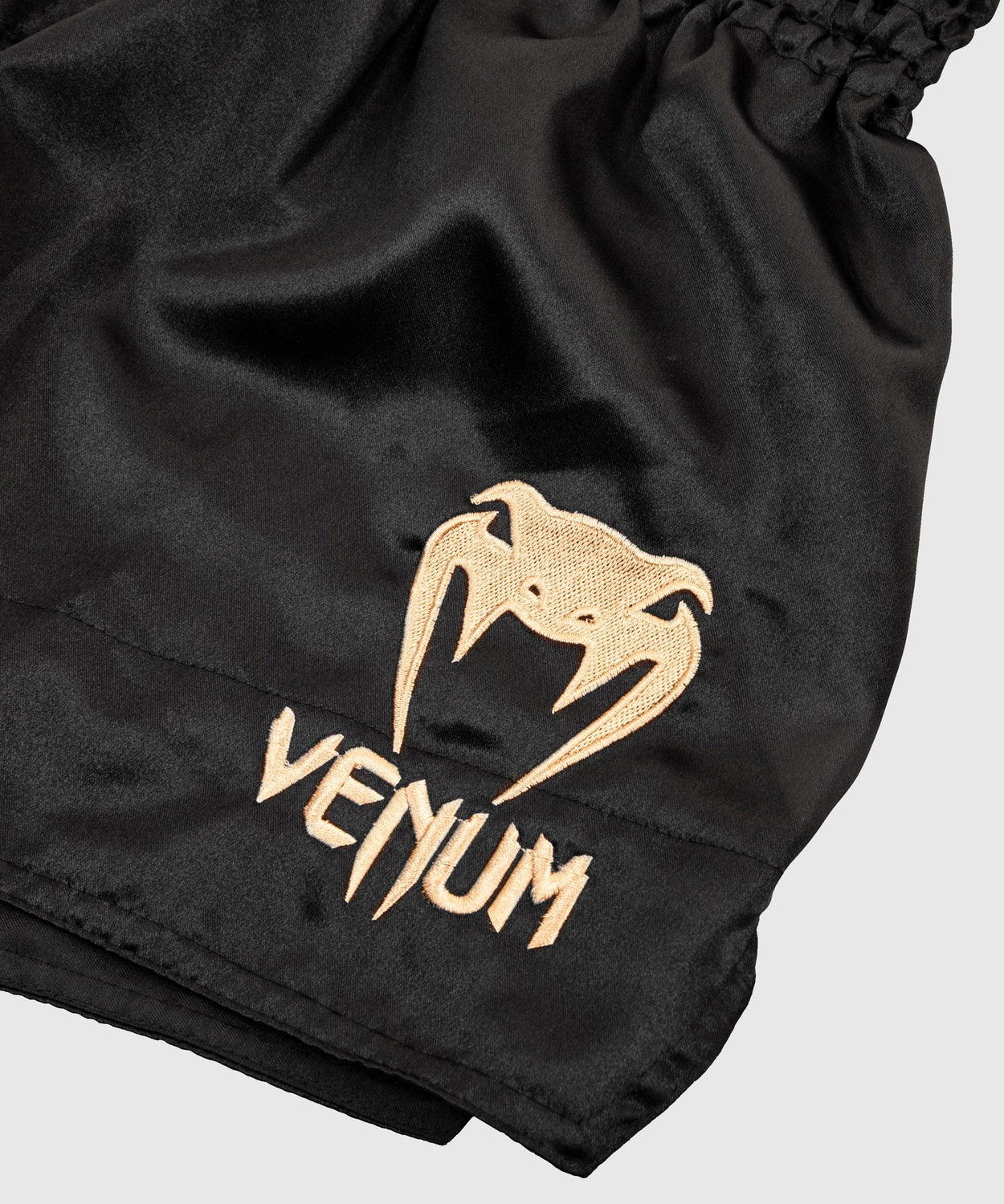 Venum Muay Thai Shorts Classic Black & Gold - Budo Online
